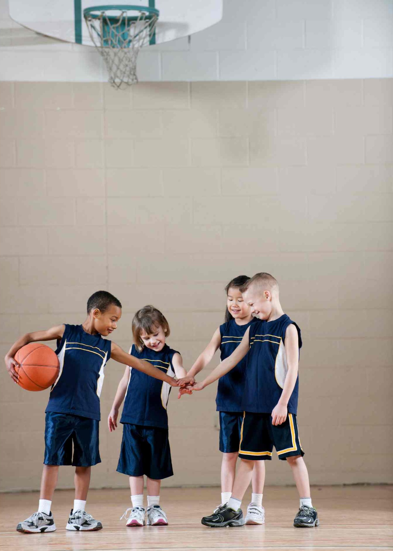 Group Basketball Lessons (Al Warqa)- Ages 4-19 Image 5.jpg